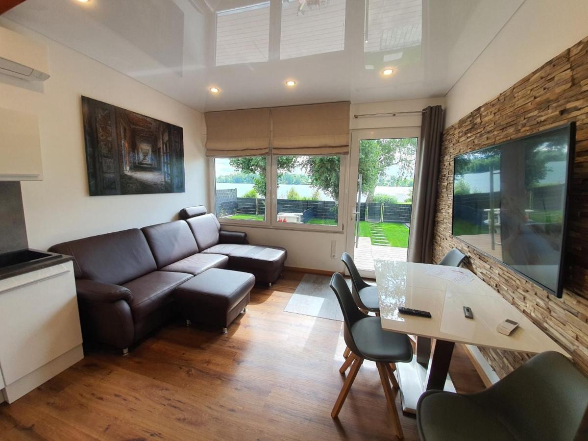 Ferienhaus Am See Hungen Экстерьер фото