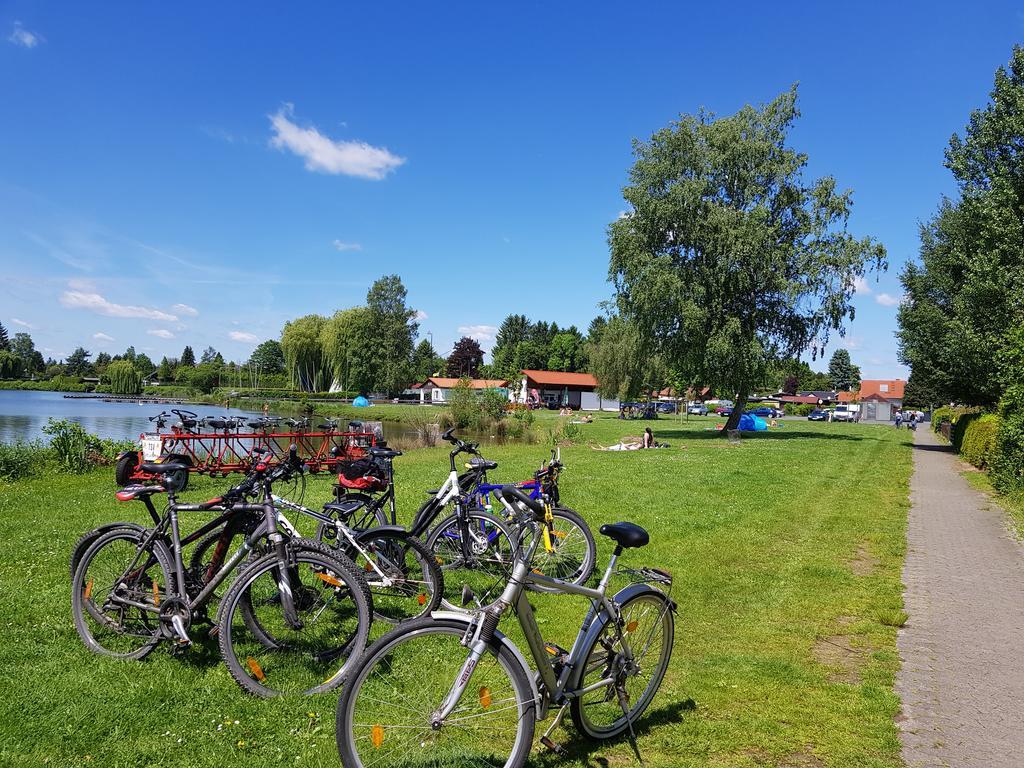Ferienhaus Am See Hungen Экстерьер фото